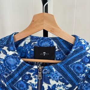 7 For All Mankind Blue Toile Full Zip Floral Quilted Jacket XS NWT Cropped